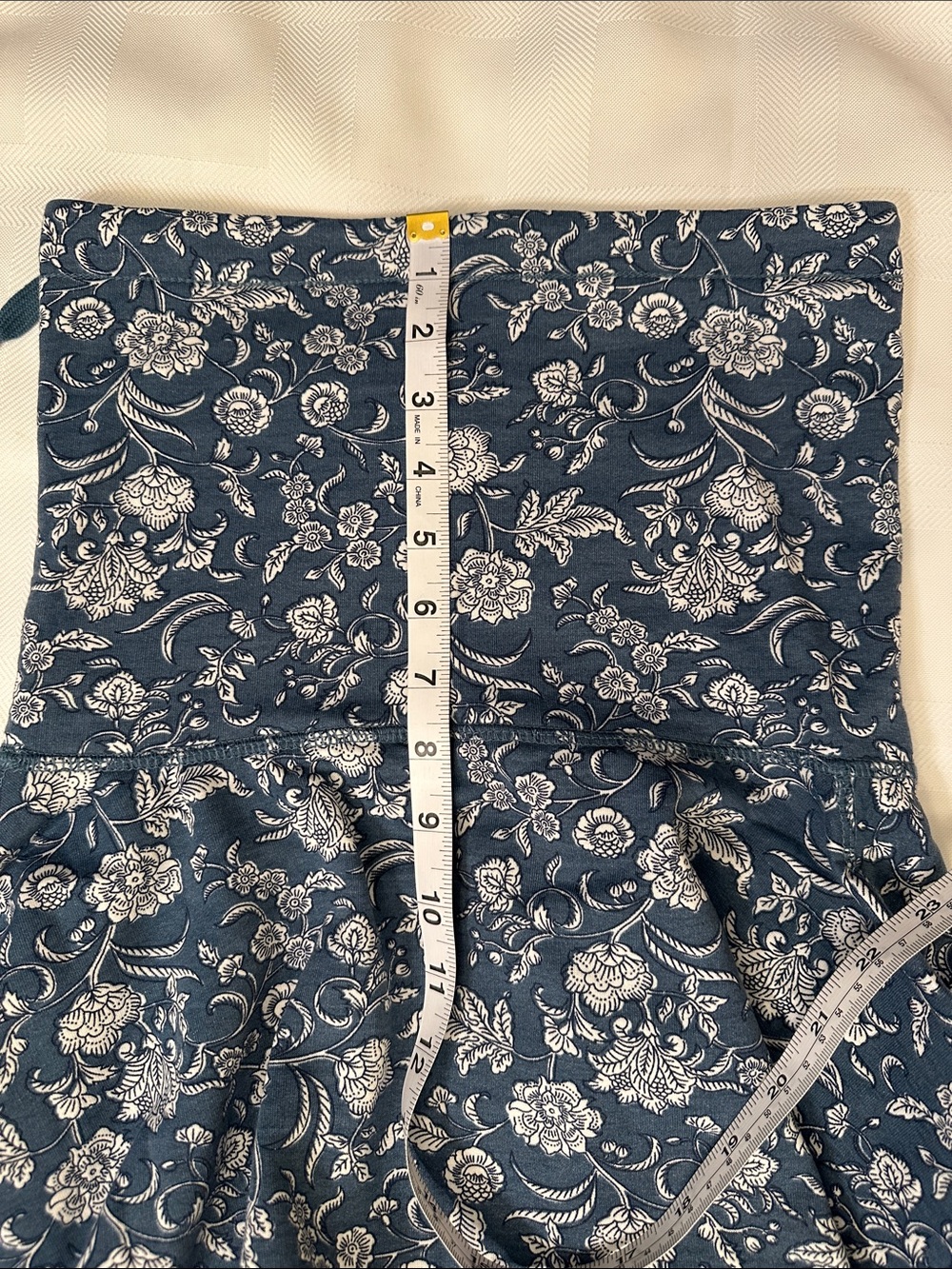 NWT Women’s 2XL Chaps blue and white floral cowl neck sweatshirt - Picture 3 of 9